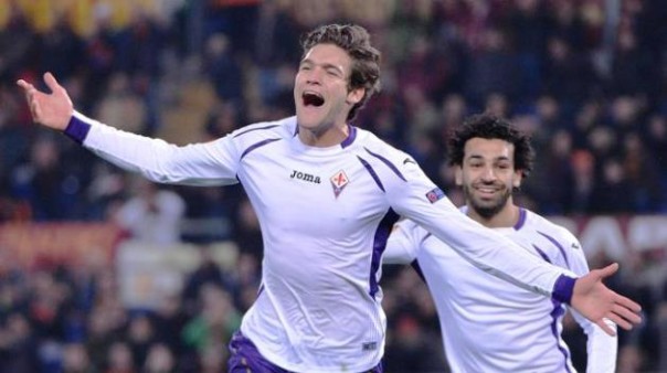 Roma-Fiorentina, Alonso esulta per il gol: il secondo della partita