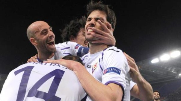 Roma-Fiorentina, l'esultanza dei viola dopo il terzo gol, segnato da Basanta