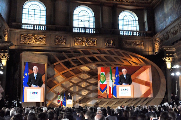 Il presidente Mattarella durante il suo intervento nel Salone dei Cinquecento