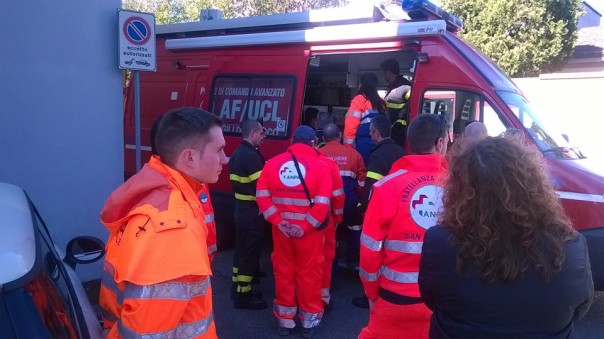 Le operazioni di ricerca della donna nella zona di Signa