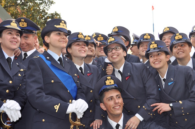 Un gruppo degli allievi del Corso Lyra alla Douhet
