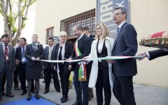 Il momento del taglio del nastro dell'edizione numero 79 della Mostra dell'Artigianato