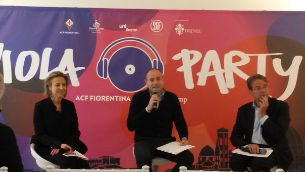 Un momento della conferenza stampa di presentazione di "Viola Party"