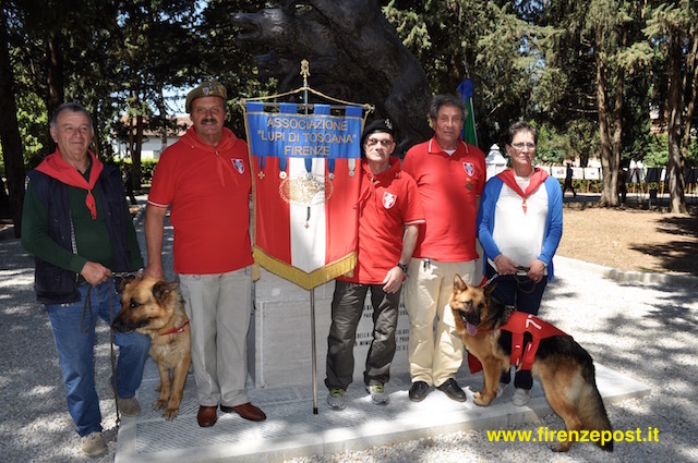 Una rappresentanza dell'Associazione  Lupi di Toscana