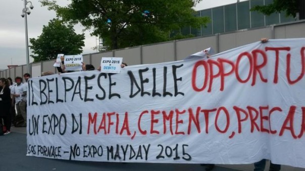 La protesta dei centri sociali