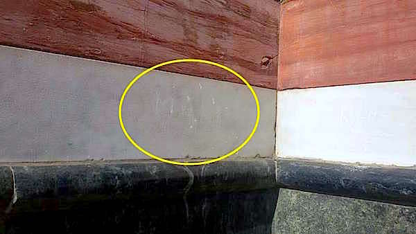 La scritta incisa sul duomo di Firenze dal turista tedesco