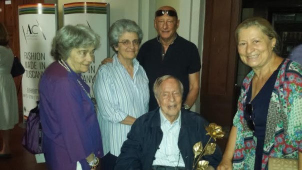 Nella foto, da sinistra: Silvia e Caterina D'Amico, Sandro Bennucci, direttore di "Firenze Post", Franco Zeffirelli e Giuliana Ridolfi