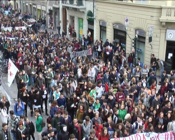 18-manifestazione-scuola-7