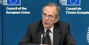 Il ministro Pier Carlo Padoan