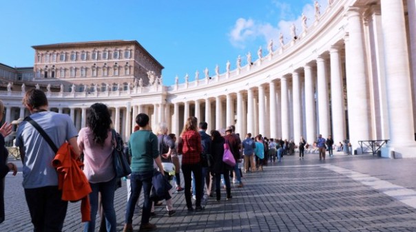 Giubileo, fedeli in Piazza San Pietro (dal sito Iubilaeummisericordiae.va)