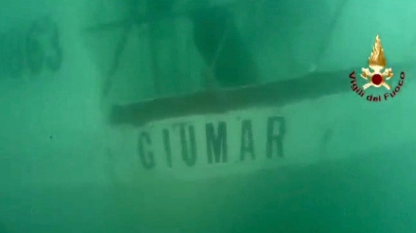 Il relitto del peschereccio Giumar