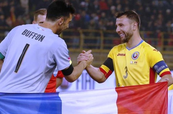 Italia-Romania, Buffon e Rat