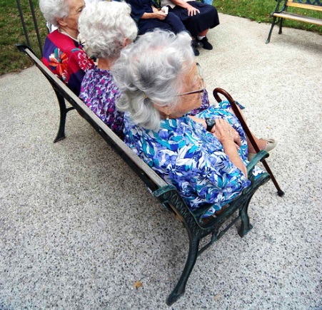 Anziani maltrattati e umiliati, chiesto il rinvio a giudizio per 14 fra infermieri e operatori sanitari