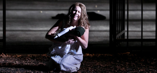 Amarilli Nizza nel finale di «Suor Angelica»