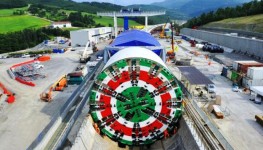 Variante di Valico, la fresa "Martina", la più grande del mondo