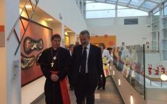 Il cardinale Giuseppe Betori in visita al Meyer nel giorno della Befana 2016