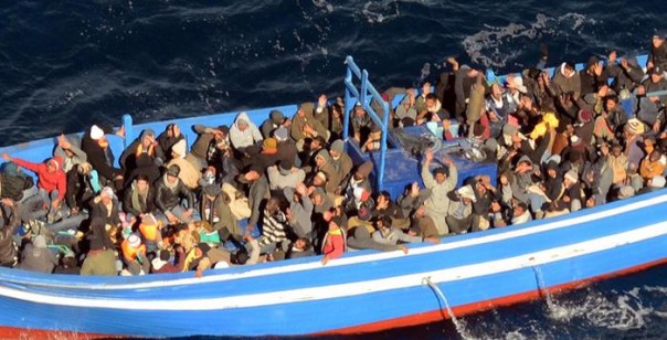 Italian navy in bid to rescue some 200 migrants off Lampedusa