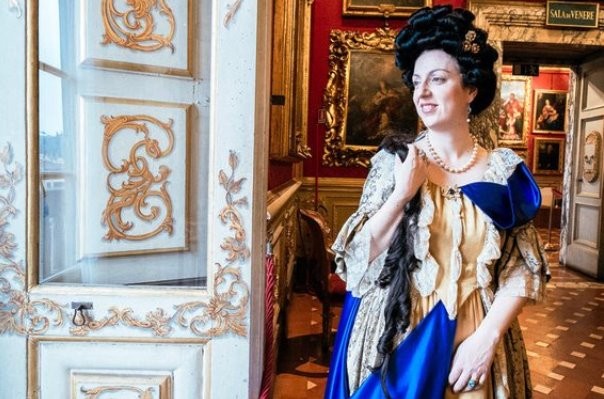 Il personaggio storico dell'Elettrice Palatina rivive a Palazzo Pitti (foto Twitter - @musefirenze)