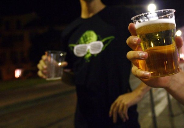 Alcol giovani movida