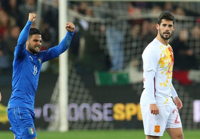 L'esultanza di Insigne, autore del gol del momentaneo vantaggio azzurro