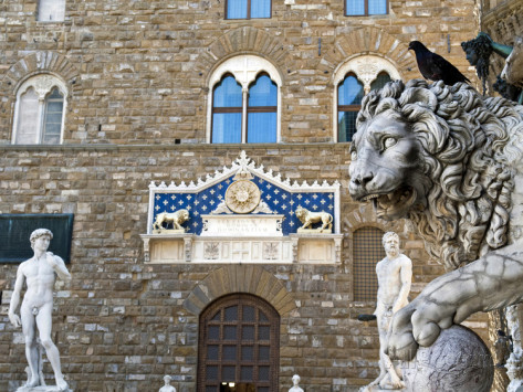 palazzo-vecchio-marzocco-lion-and-statue-of-david-piazza-della-signoria-unesco-heritage-site