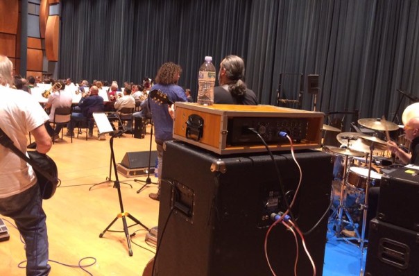 Un momento delle prove del concerto