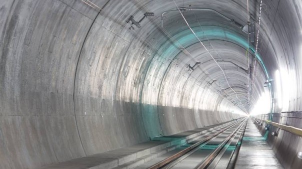 Inaugurata la galleria