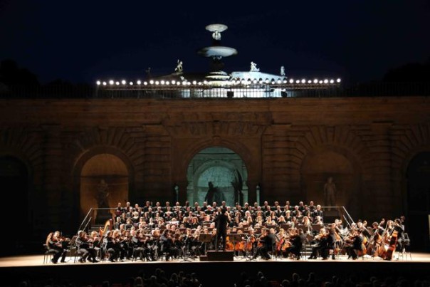 PRESSPHOTO Firenze, Palazzo Pitti, concerto di chiusura del 76¡ MMF, dirige Sergio Alapont giuseppe cabras/newpressphoto