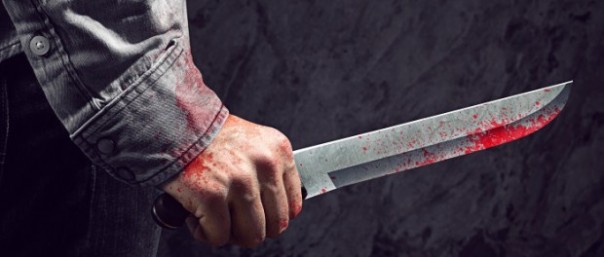 coltello-insanguinato-620x264