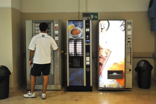 VIGILANTE UCCIDE LADRO DURANTE FURTO IN OSPEDALE ANZIO