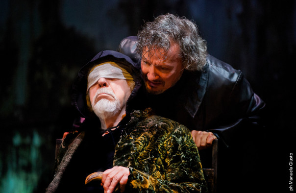 Glauco-Mauri-Tiresia-Roberto-Sturno-Edipo-regia-Baracco_-ph.-Manuela-Giusto