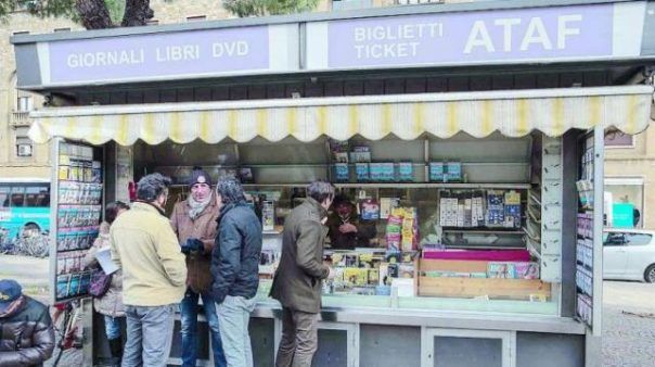 Edicola di piazza stazione sotto sfratto