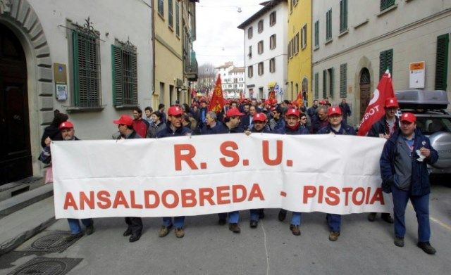 Lavoratori dell'Ansaldobreda per le vie di Pistoia