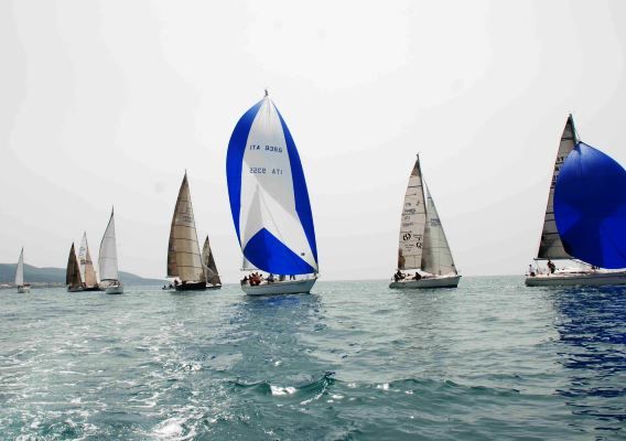 Regata barca a vela Trofeo Accademia Navale