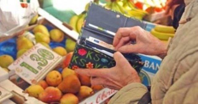 L'aumento dell'Iva ammazza i consumi delle famiglie