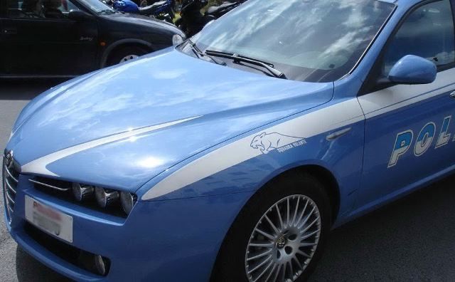 La Polizia ha condotto il marito-aggressore nel carcere di Sollicciano