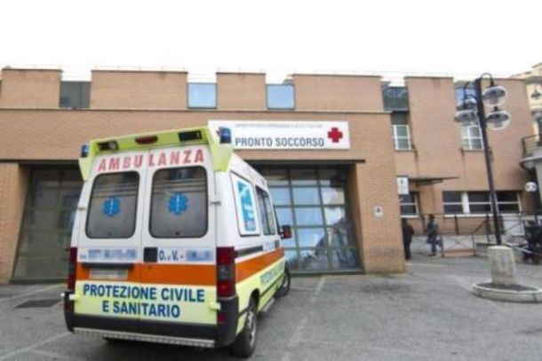 Neonata morta a Massa, tra gli indagati ci sono 5 medici