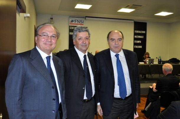 da sin. il prefetto Francesco Tagliente, il sottosegretario Domenico Manzione, il prefetto di Roma Giuseppe Pecoraro