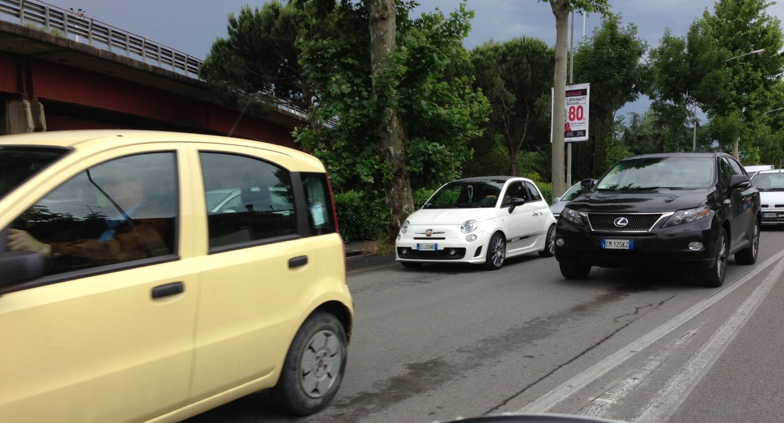 Via Pistoiese: da ieri traffico in tilt per i lavori di riasfaltatura