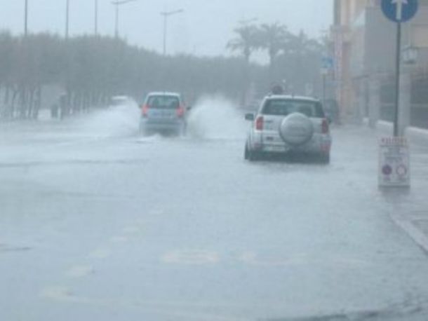 Maltempo, allagamenti in Toscana