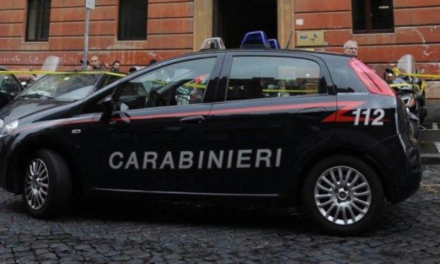 I carabinieri hanno arrestato un pusher 17enne, denunciato anche un ladro minorenne