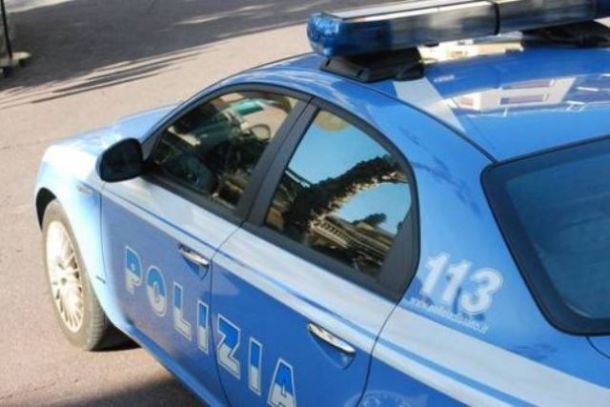 Polizia Livorno, denunciato un ubriaco molesto