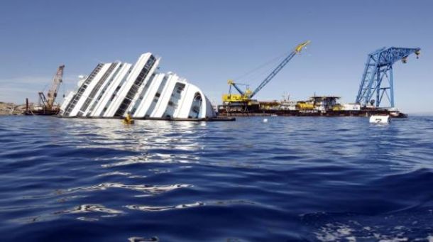 Il cantiere della Concordia all'Isola del Giglio