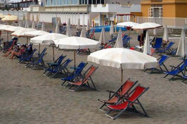 Vacanze al risparmio per gli italiani