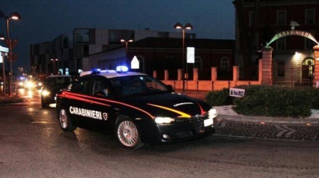 Due ragazzi uccisi a coltellate la notte di Natale