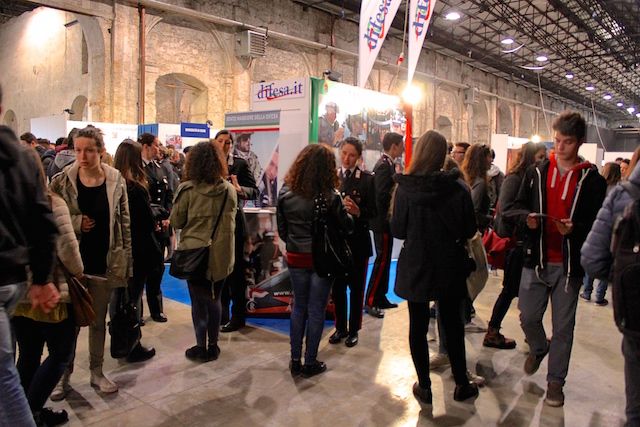 Affollata la Leopolda per il Salone dello Studente 2015