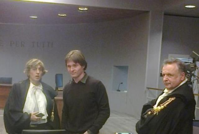 Raffaele Sollecito e il legale Giulia Bongiorno al processo di Firenze