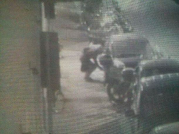 La donna ha colpito varie volte a Campo di Marte