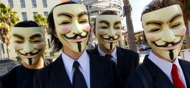 Blitz di Anonymous a Firenze