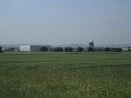 L'aeroporto di Peretola? Meglio vederlo solo da lontano secondo i viaggiatori